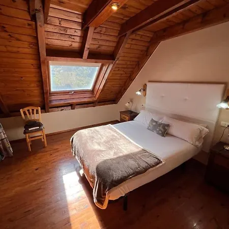 Casa Con Jardin En By Casas Aranesas J Antes Garós